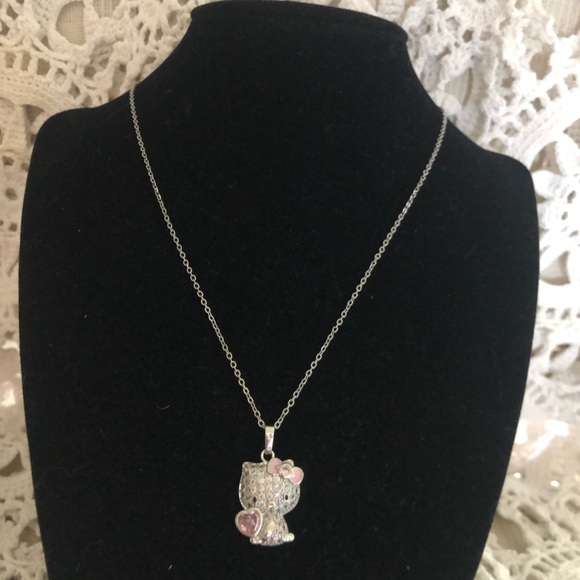 NWT Swarovski Elements Hello Kitty Necklace - Picture 7 of 12